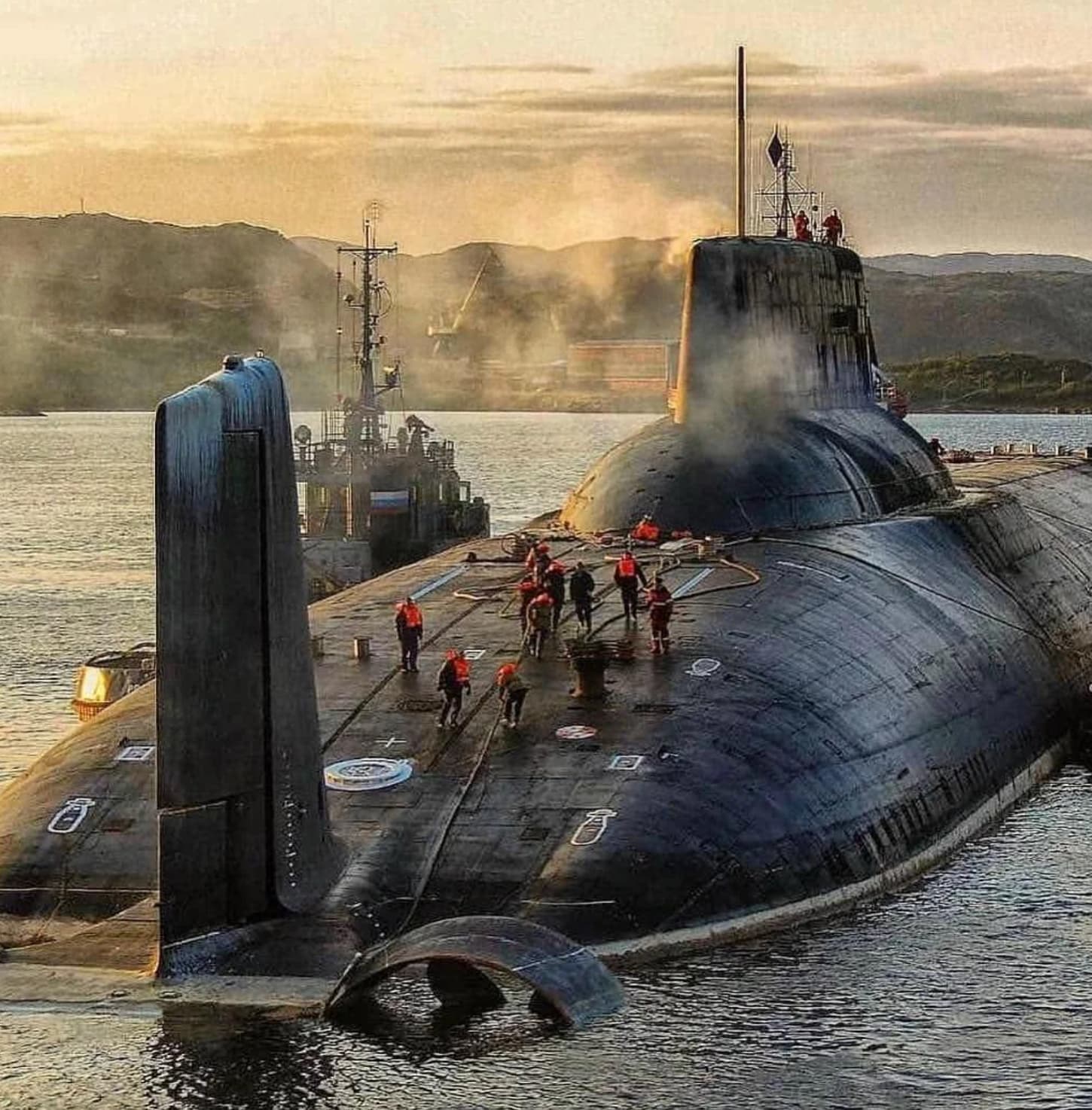 biggest submarine in the world -